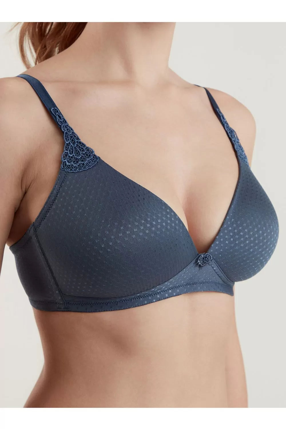 Sutien cu întăritură și fără arcuri, material jacquard, Conte Voyage RB7086