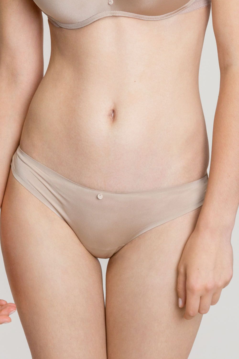 Briefs brazilieni din microfibră și dantelă în spate, set 2 perechi, Gisela 1/0428 (cutie)